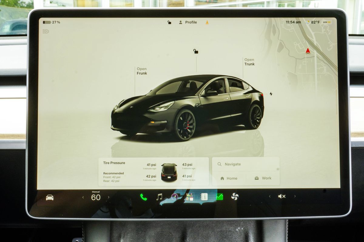 Used 2023 Tesla Model 3 Performance AWD/4WD image 22