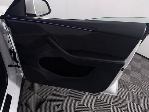 Used 2026 Tesla Model Y 2WD image 29