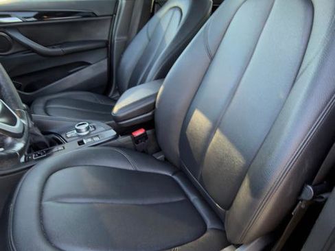 Used 2018 BMW X1 xDrive28i image 17