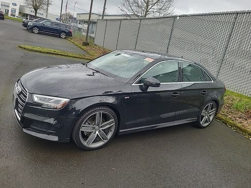 Used 2019 Audi A3 2.0T Premium Plus w/ Premium Plus Package image 2