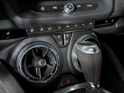 Used 2017 Chevrolet Camaro ZL1 RWD image 31