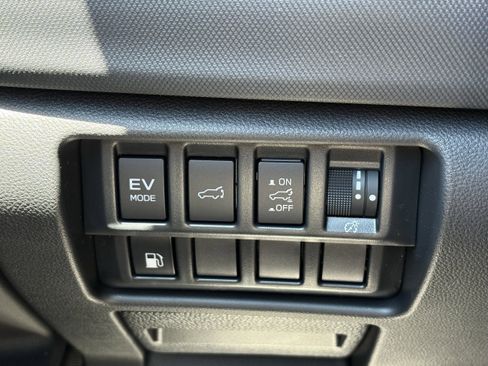 New 2026 Subaru Forester Touring AWD/4WD image 17