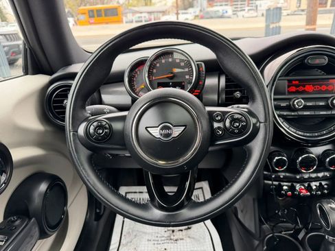 Used 2014 MINI Cooper 2-Door Hardtop image 32