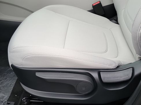New 2026 Hyundai Tucson SE FWD image 13
