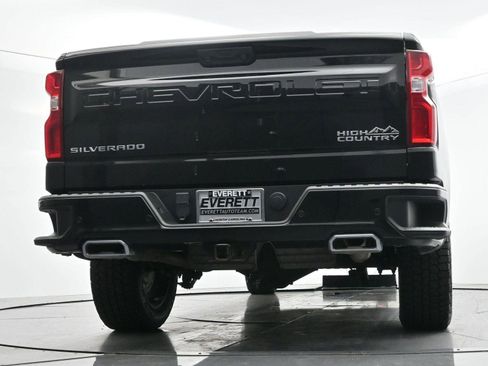Used 2023 Chevrolet Silverado 1500 High Country w/ High Country Premium Package AWD/4WD image 47
