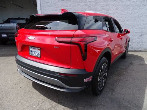 Used 2024 Chevrolet Blazer EV LT AWD/4WD image 3