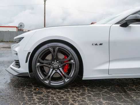 Used 2023 Chevrolet Camaro SS image 10