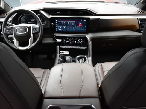 Used 2023 GMC Sierra 1500 Denali image 13