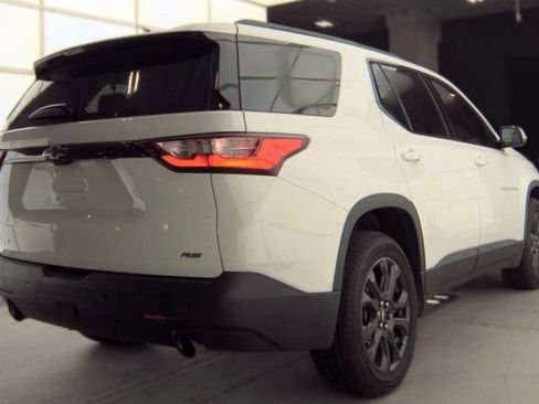 Used 2020 Chevrolet Traverse RS FWD image 3