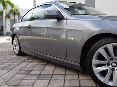 Used 2013 BMW 328i Convertible RWD image 19