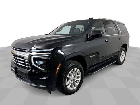 Used 2025 Chevrolet Tahoe LT AWD/4WD image 1