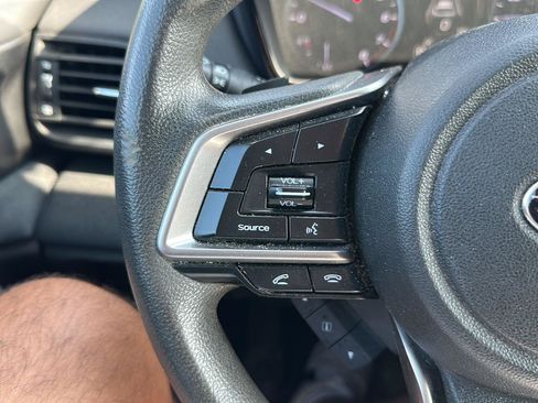 Used 2022 Subaru Outback AWD/4WD image 13