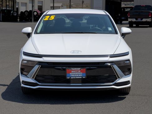 Used 2025 Hyundai Sonata SEL FWD image 8
