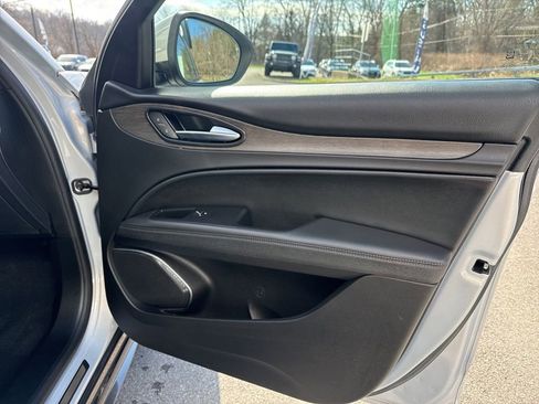 Used 2022 Alfa Romeo Stelvio Ti AWD/4WD image 33
