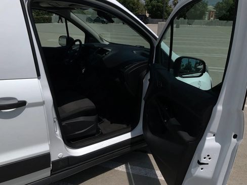 Used 2018 Ford Transit Connect XL FWD image 11
