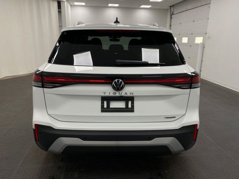 Used 2026 Volkswagen Tiguan S AWD/4WD image 4