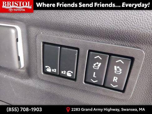 Used 2023 Chevrolet Tahoe RST w/ Luxury Package image 35