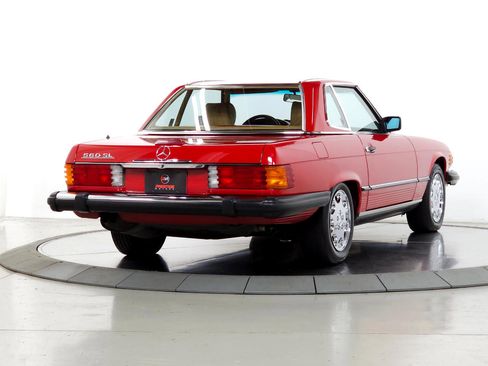 Used 1989 Mercedes-Benz 560 SL image 10