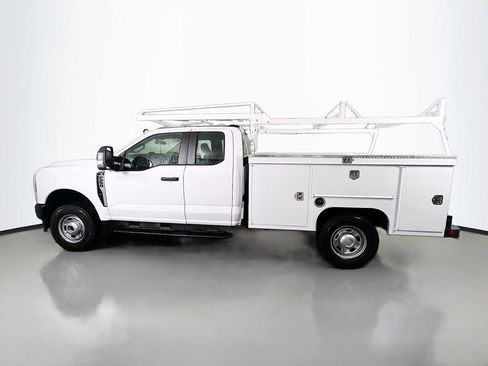 New 2026 Ford F250 XL image 6