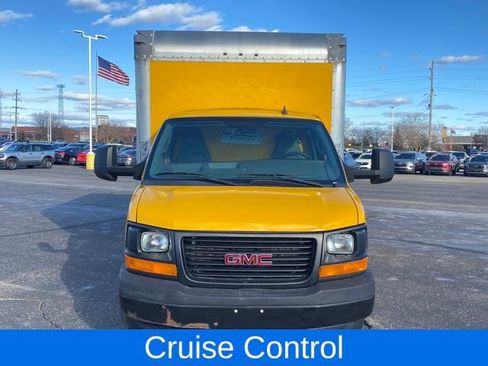 Used 2017 GMC Savana 3500 Work Van image 3