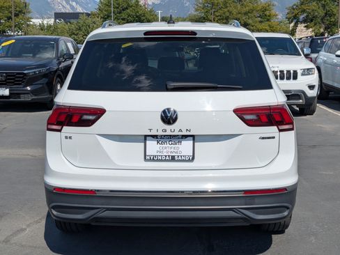 Used 2024 Volkswagen Tiguan SE AWD/4WD image 5