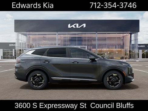 New 2026 Kia Sportage EX FWD image 8