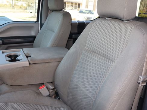 Used 2016 Ford F150 XLT image 19