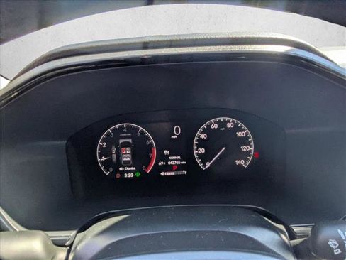 Used 2023 Honda CR-V EX image 18