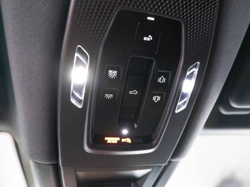 Certified 2025 Porsche Cayenne AWD/4WD image 27