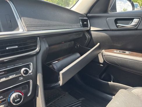 Used 2016 Kia Optima EX w/ Premium Package FWD image 32