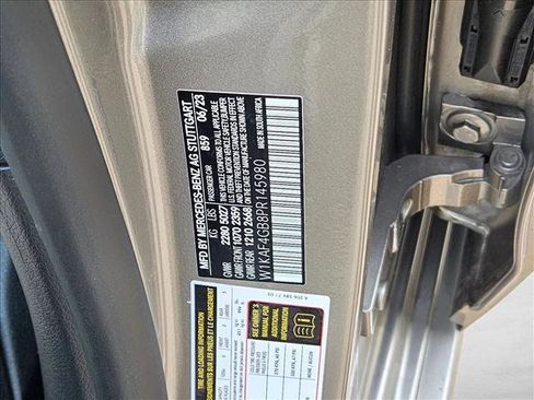 Used 2023 Mercedes-Benz C 300 Sedan image 15