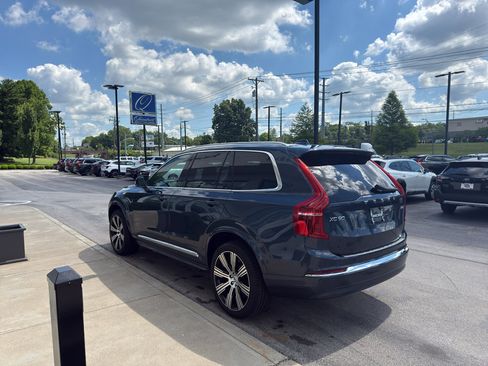 Used 2023 Volvo XC90 B6 Ultimate w/ Protection Package Premier AWD/4WD image 5