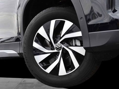 New 2025 Volkswagen Tiguan S image 3