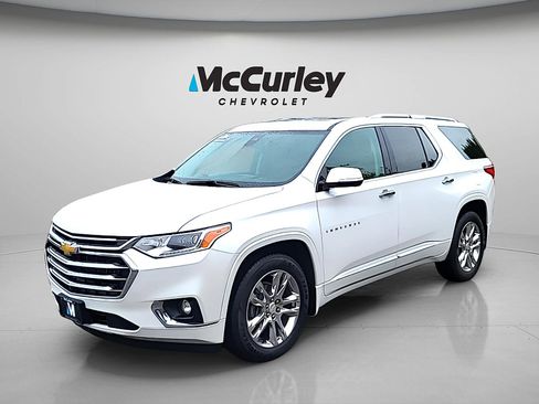 Used 2020 Chevrolet Traverse High Country AWD/4WD image 3
