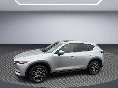 Used 2018 MAZDA CX-5 Touring w/ Preferred Equipment Package image 4