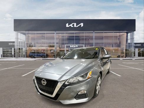 Used 2021 Nissan Altima 2.5 S image 4