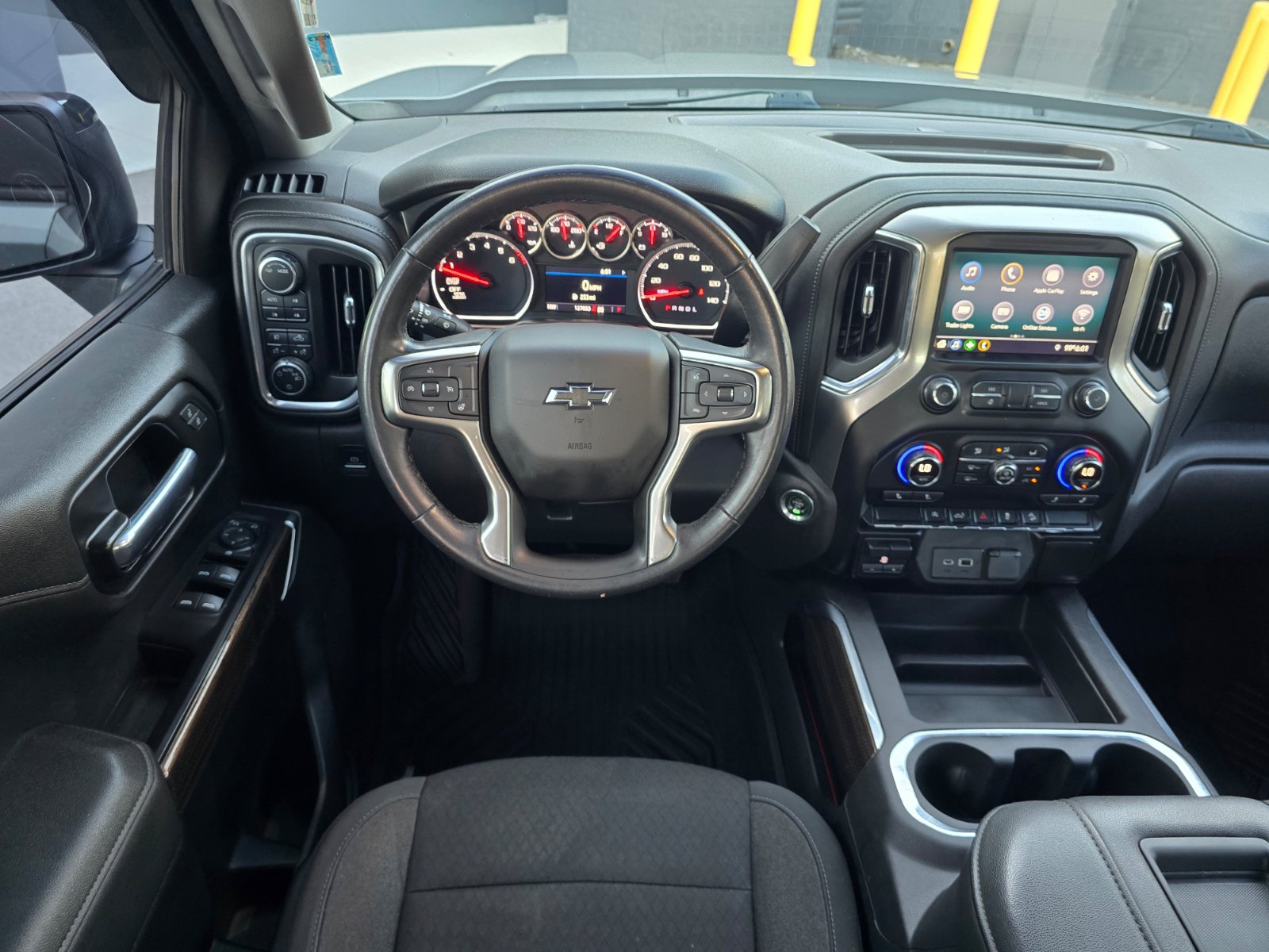 Used 2021 Chevrolet Silverado 1500 LT Trail Boss w/ LPO, Dark Essentials Package AWD/4WD image 17
