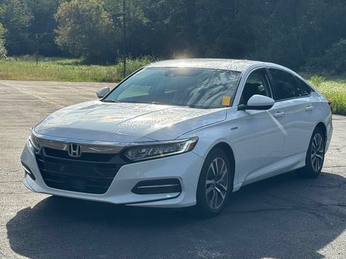Used 2020 Honda Accord Hybrid image 3