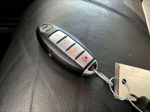 Used 2013 Nissan Murano LE w/ Platinum Pkg image 13