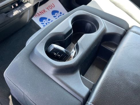 Used 2020 RAM 1500 Big Horn AWD/4WD image 25