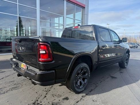 New 2026 RAM 1500 4x4 Crew Cab image 3
