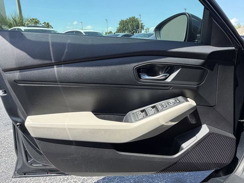 Used 2023 Honda Accord LX image 21