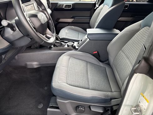 Used 2022 Ford Bronco Outer Banks AWD/4WD image 24
