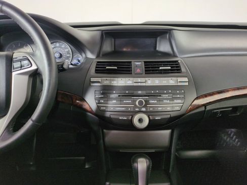 Used 2012 Honda Crosstour EX-L image 17