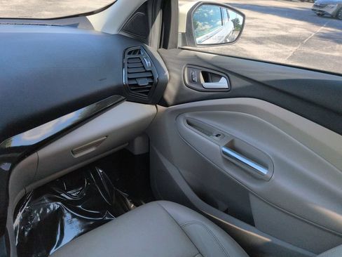 Used 2017 Ford Escape Titanium w/ Equipment Group 301A FWD image 17