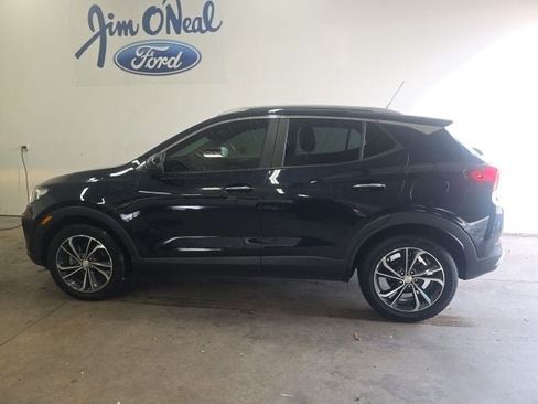 Used 2021 Buick Encore GX Select FWD image 27