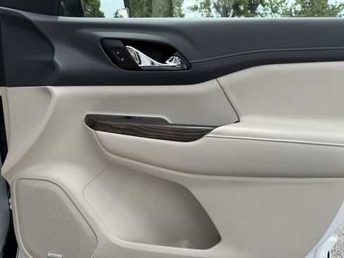 Used 2020 GMC Acadia Denali FWD image 35