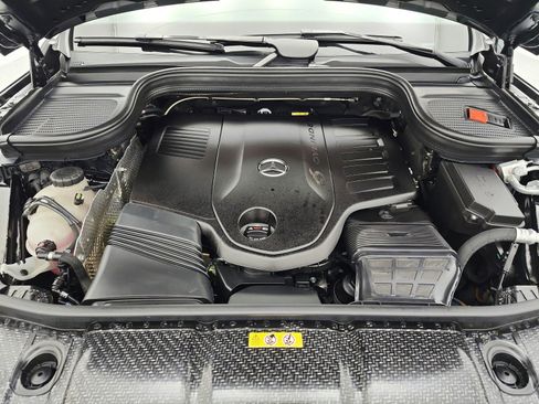 Certified 2026 Mercedes-Benz GLS 450 4MATIC image 23