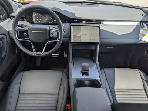 New 2026 Land Rover Discovery Sport Landmark AWD/4WD image 9