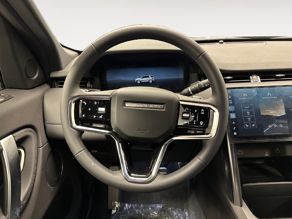 New 2026 Land Rover Discovery Sport Landmark AWD/4WD image 12